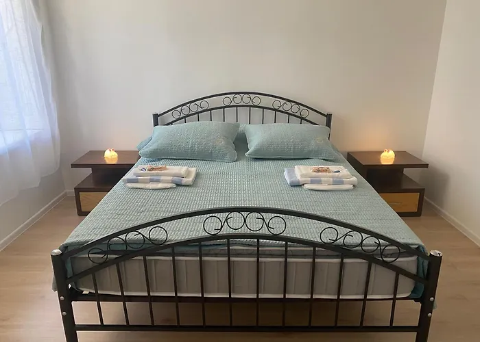 Sunshine Apartments